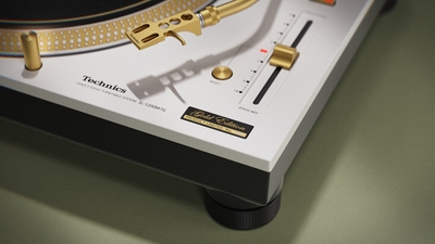 ✅ Technics slaví 55 let legendární řady SL-1200. 