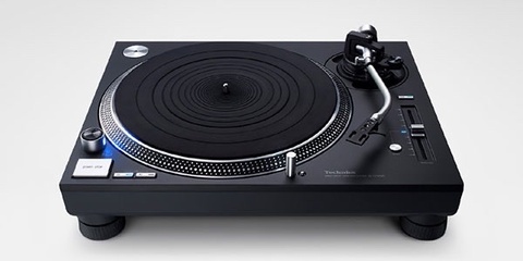 Technics SL-1210GR + ZDARMA přenoska Ortofon 2M-Blue