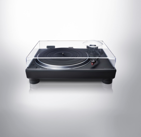 Technics SL-1500 CEG-K + Ortofon 2M Blue